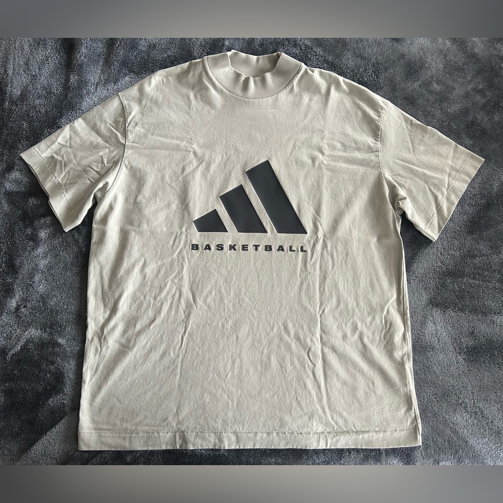 Adidas ONE size L  Cotton Jersey Heavyweight T-shirt Sesame.  IN7568